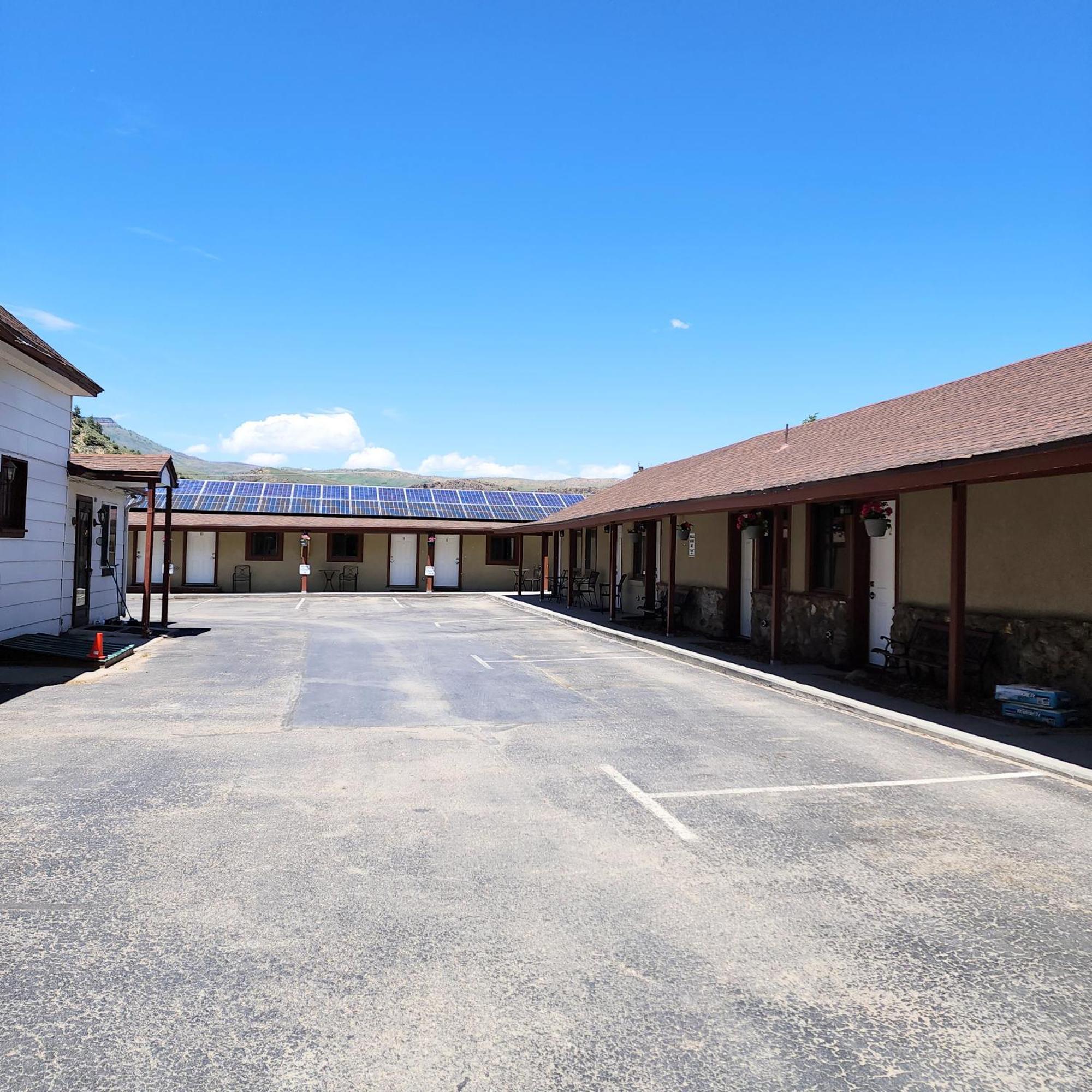 Canyon Motel Near Rocky Mountain National Park Hot Sulphur Springs Exterior photo