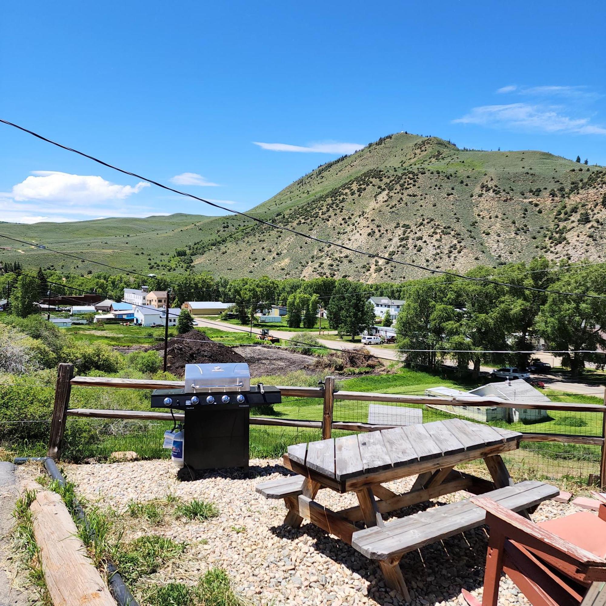 Canyon Motel Near Rocky Mountain National Park Hot Sulphur Springs Exterior photo