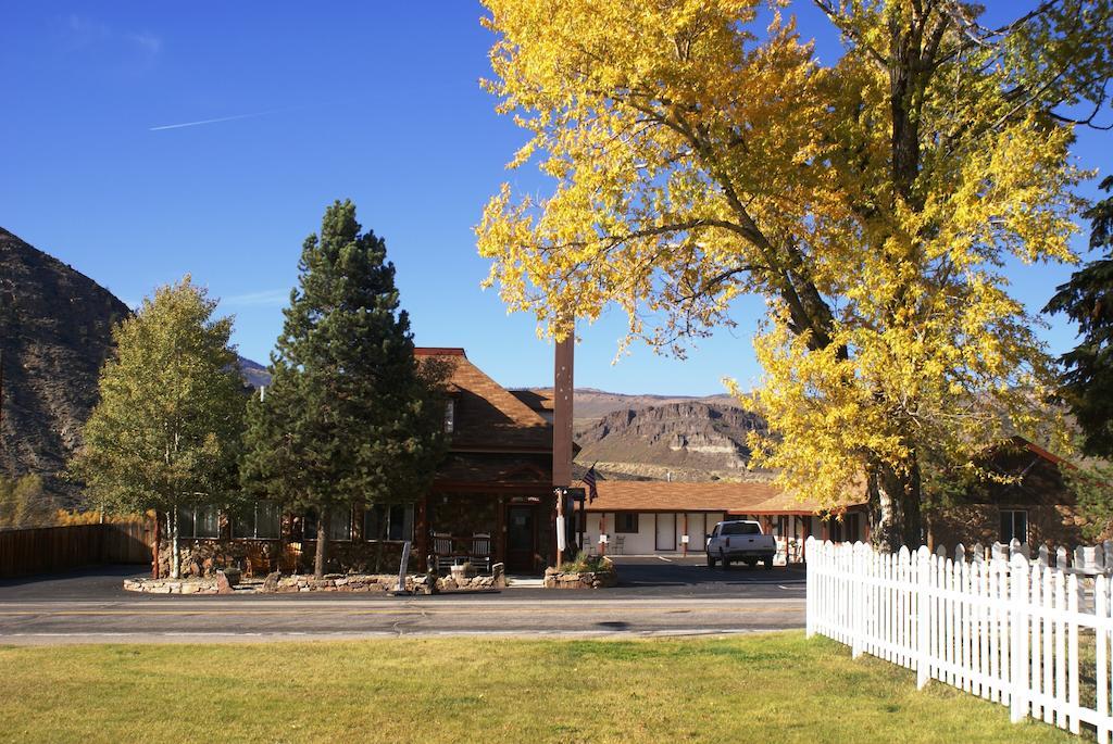 Canyon Motel Near Rocky Mountain National Park Hot Sulphur Springs Exterior photo